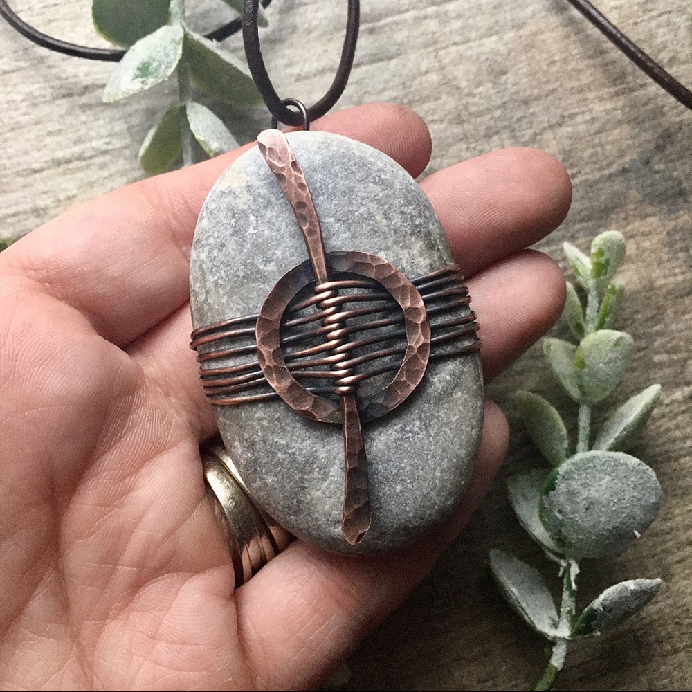 ❤️Sold❤️Wire wrap copper river rock  necklace - Picture 2 of 5